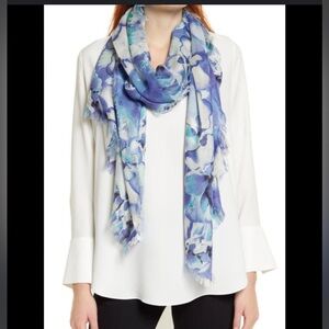 Nordstrom Cashmere and Wool Blue Leopard Shawl Wrap